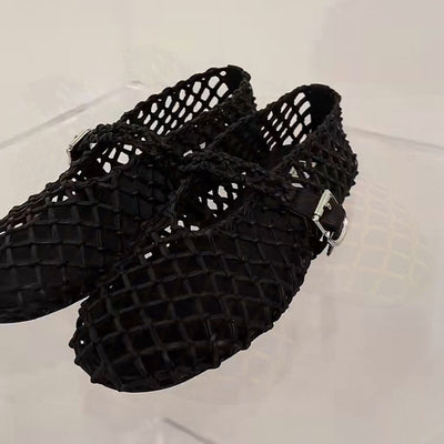 Weaving Hollow One Word With Mary Jane Shoes