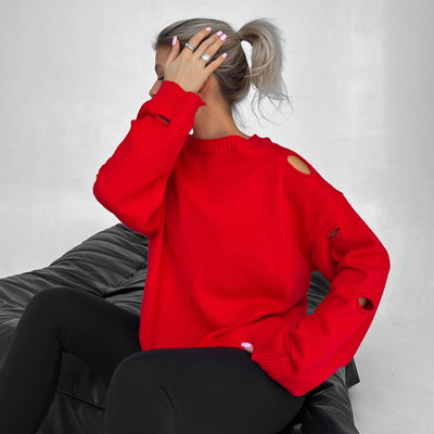 Loose Sweater With Ripped Waste Soil