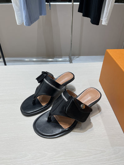 New Design Casual Round Toe Clip Toe Flip-flops