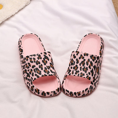 Leopard Print Slippers Women's Outdoor Wear Summer New Korean Style Fashion Shit Feeling Indoor Home Thick Bottom Couples Sandals