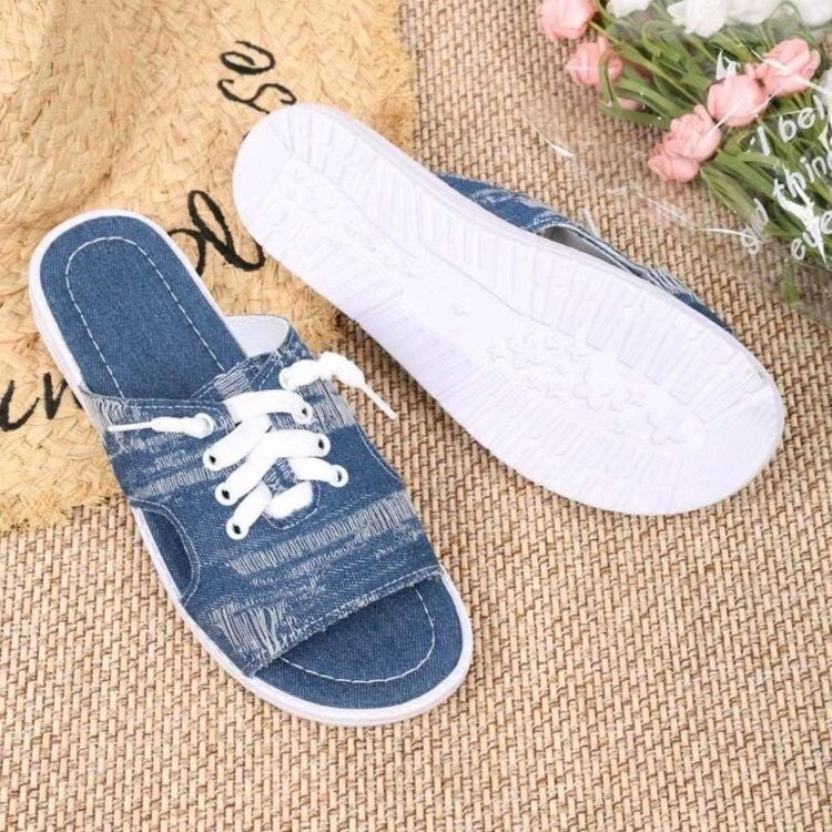Women's Flat Canvas Slippers